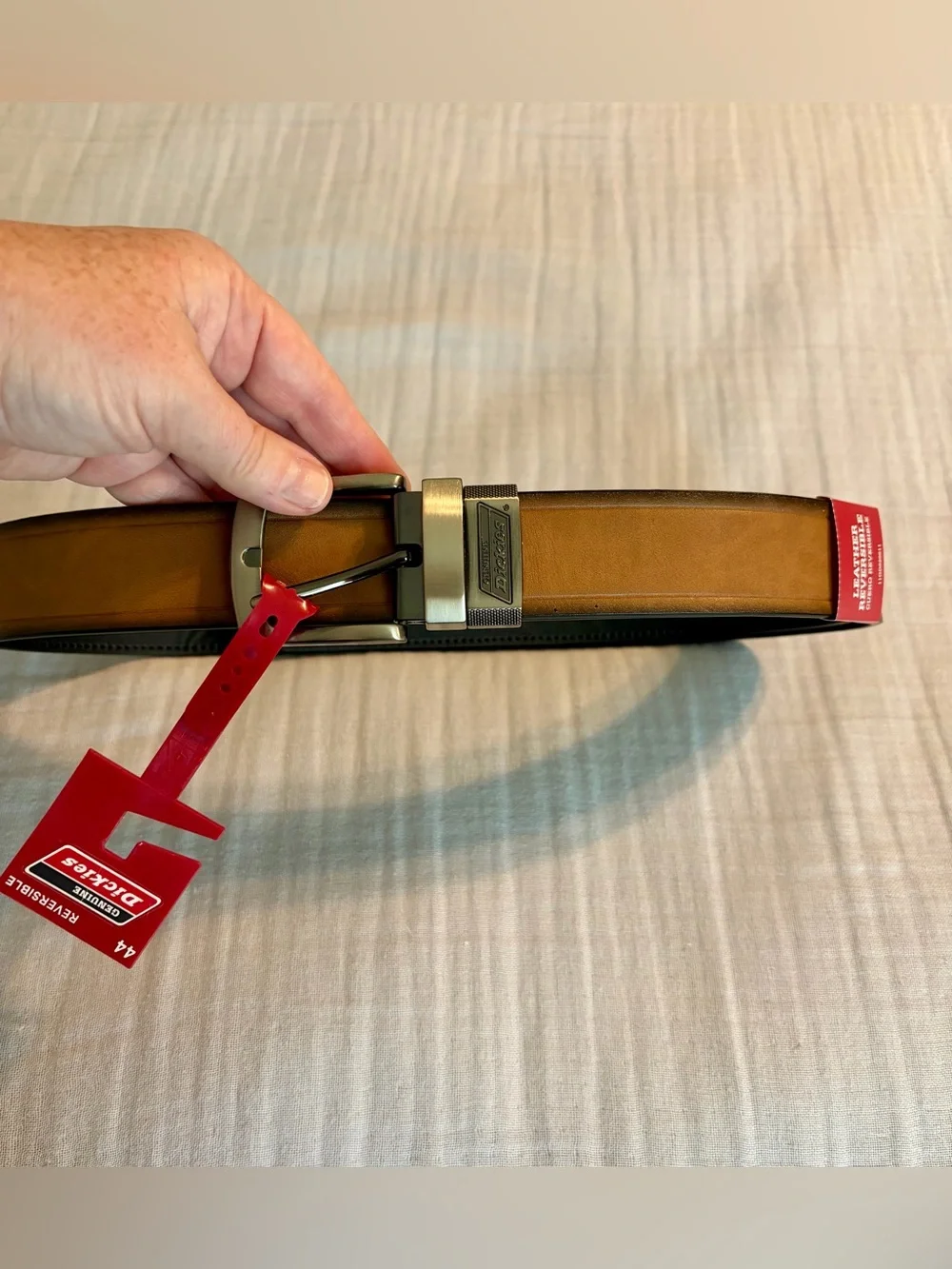 Dickies Men’s Reversible Brown/Black Leather Belt with Metal Buckle Sz 44